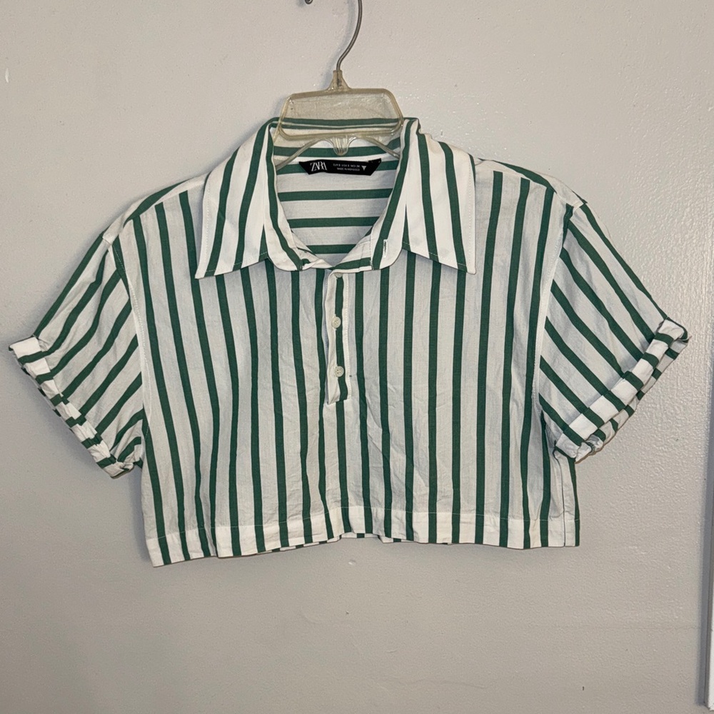 Zara White and Green Striped Crop Top